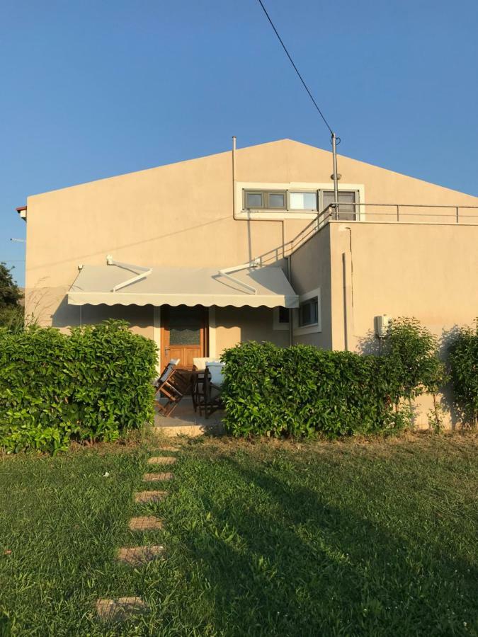 Perivoli House B Villa Skála Eresoú Exterior photo